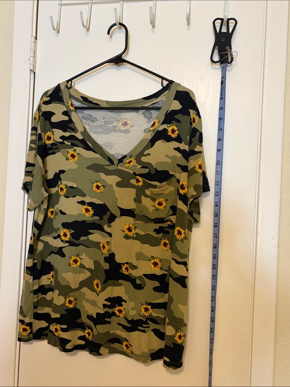 No Boundaries Olive Camo Sunflower V-Neck Pocket Tee